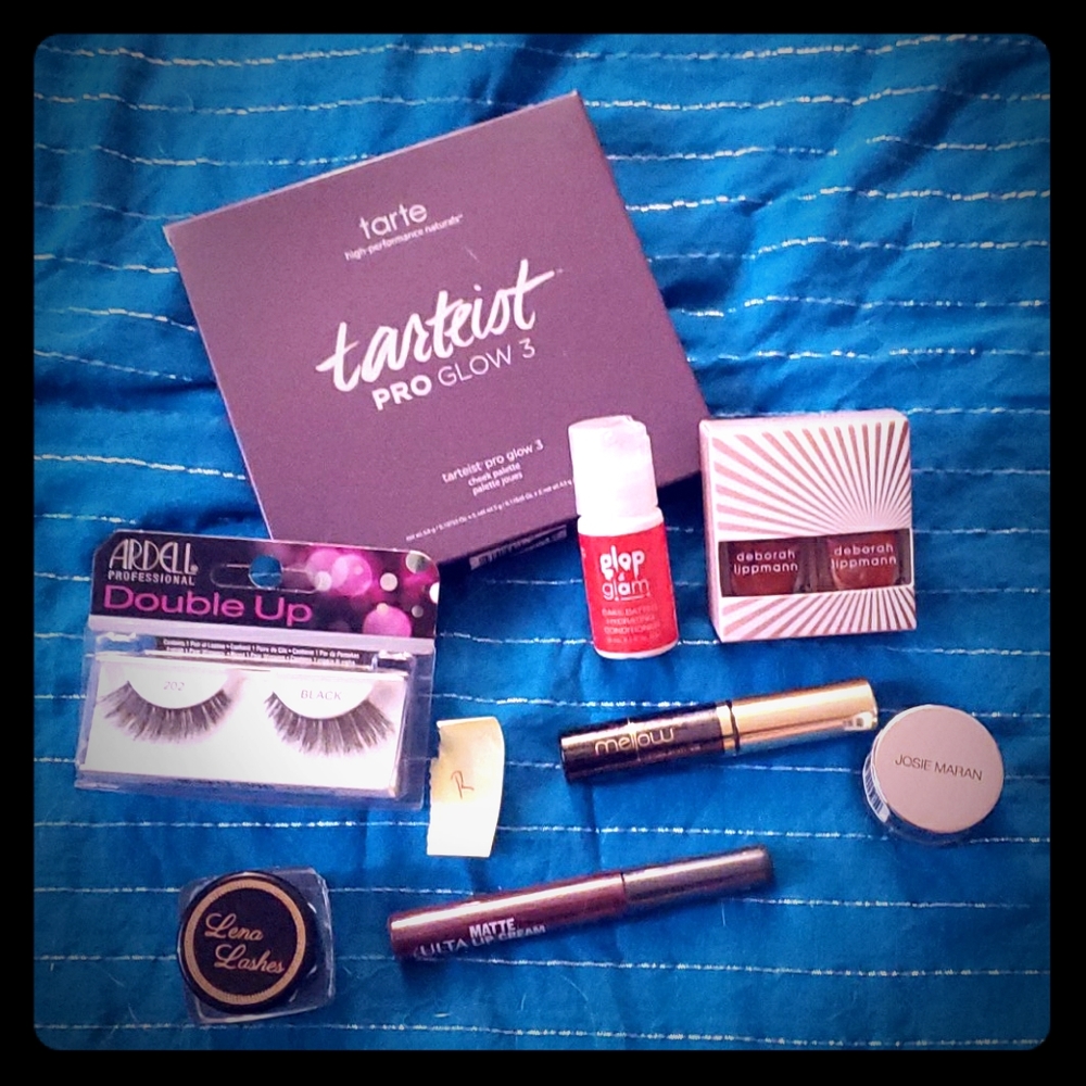 Beauty Bundle: Tarte, Josie, Ulta, Mellow, Ardell - Picture 1 of 3